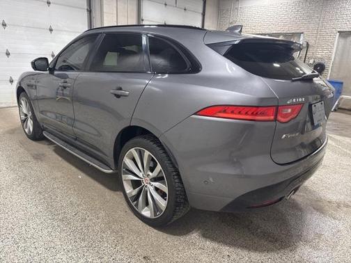 2017 Jaguar F-PACE S