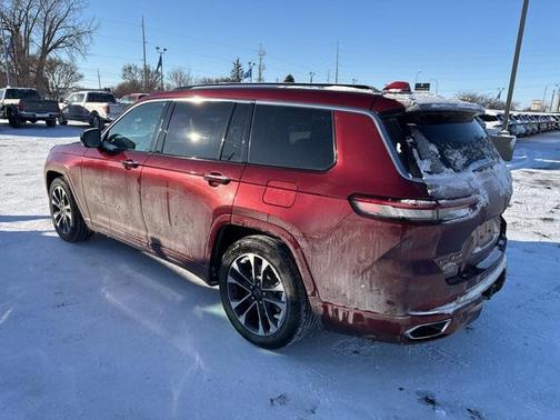 2022 Jeep Grand Cherokee L Overland