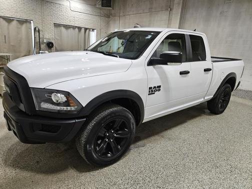 2024 RAM 1500 Classic Warlock Quad Cab 4x4 6'4' Box