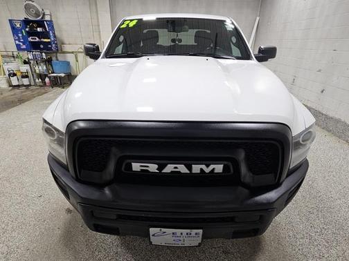 2024 RAM 1500 Classic Warlock Quad Cab 4x4 6'4' Box