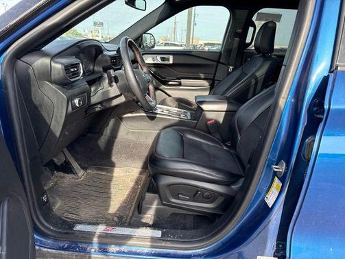 Atlas Blue Metallic 2022 Ford Explorer ST-Line