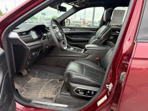 Velvet Red Pearlcoat 2021 Jeep Grand Cherokee L Overland