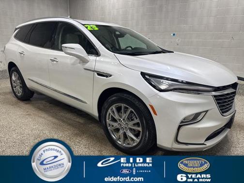 2023 Buick Enclave Premium AWD
