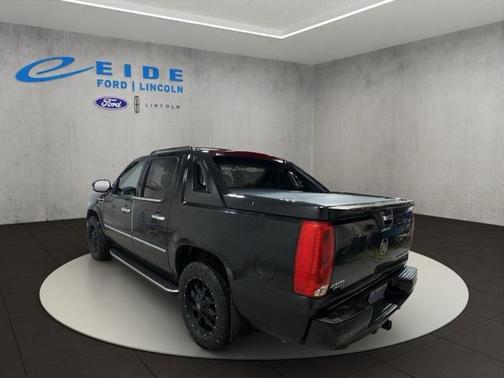 2011 Cadillac Escalade EXT Luxury