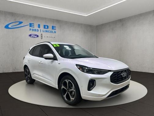 2023 Ford Escape ST-Line Elite