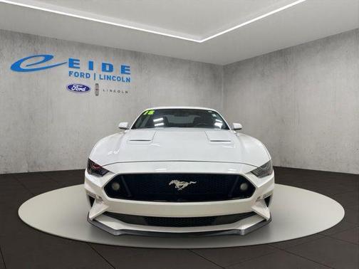 Oxford White 2018 Ford Mustang GT