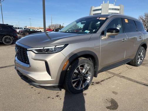 2025 INFINITI QX60 Luxe