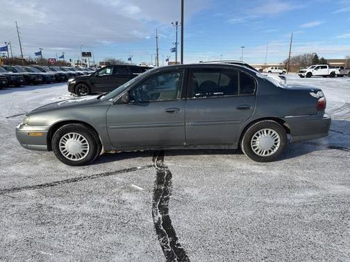 2005 Chevrolet Classic Base