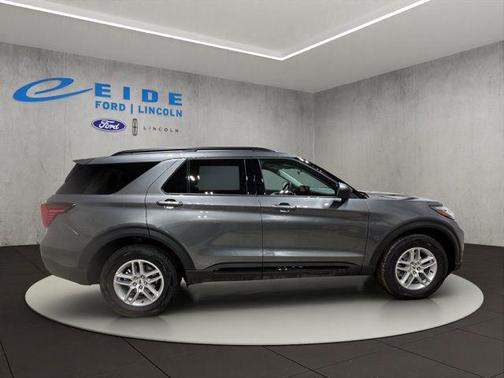 Carbonized Gray Metallic 2026 Ford Explorer Active