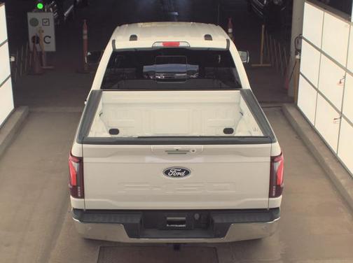 Star White Metallic Tri-Coat 2024 Ford F-150 Lariat