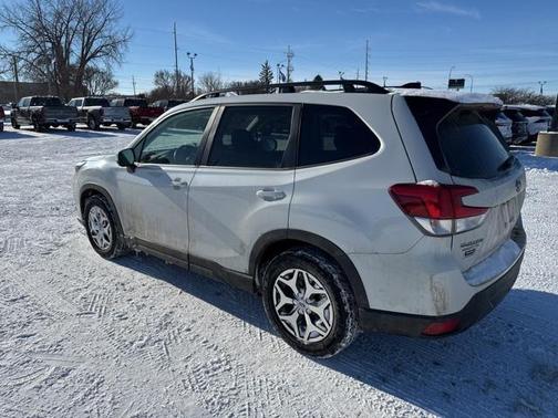 2024 Subaru Forester Premium
