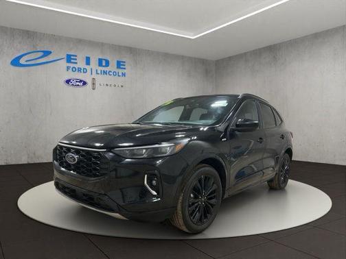 2023 Ford Escape ST-Line Elite