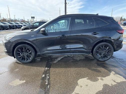 2023 Ford Escape ST-Line Elite