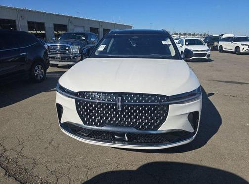 2024 Lincoln Nautilus Reserve