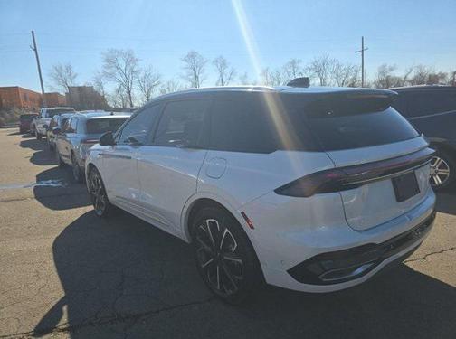 2024 Lincoln Nautilus Reserve