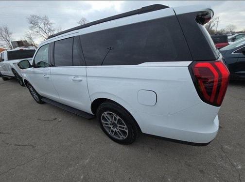 2025 Ford Expedition Max Active 4x4