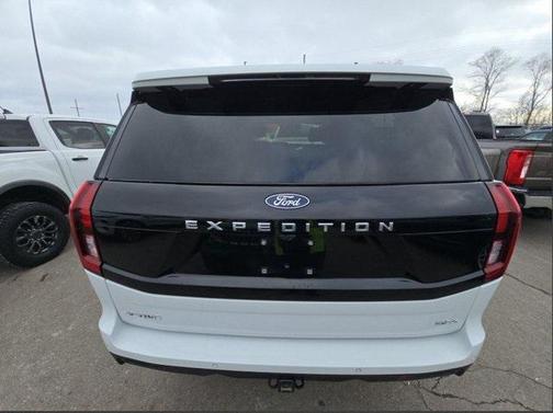 2025 Ford Expedition Max Active 4x4