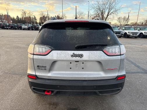 2021 Jeep Cherokee Trailhawk