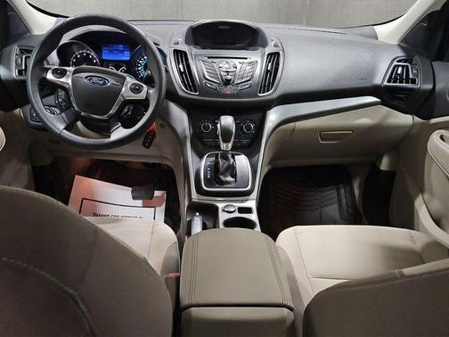 Tuxedo Black 2013 Ford Escape SE