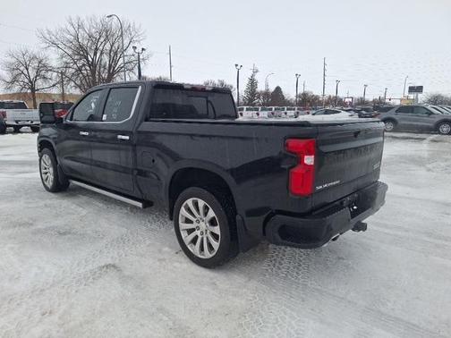 2022 Chevrolet Silverado 1500 High Country