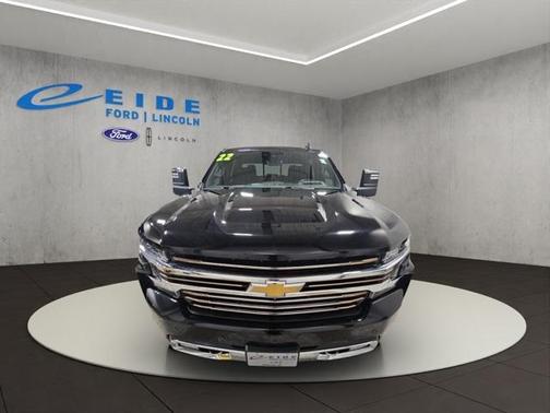 2022 Chevrolet Silverado 1500 High Country