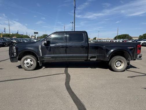 2023 Ford F-350 Lariat