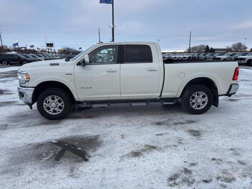 2022 RAM 2500 Laramie Crew Cab 4x4 6'4' Box