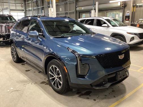 2025 Cadillac XT4 Sport