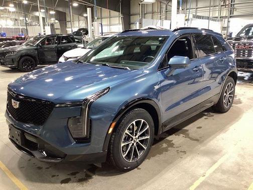 2025 Cadillac XT4 Sport