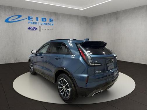 2025 Cadillac XT4 Sport