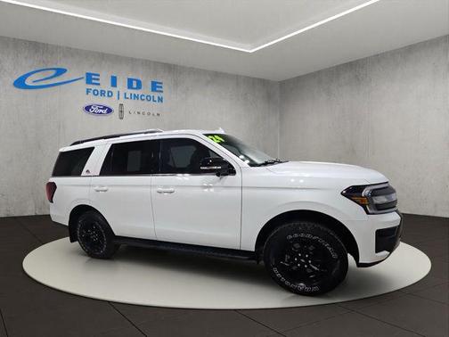 2024 Ford Expedition Timberline