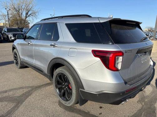 Iconic Silver Metallic 2020 Ford Explorer ST