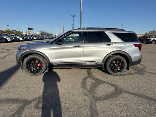 Iconic Silver Metallic 2020 Ford Explorer ST