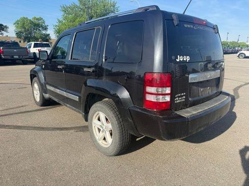 Brilliant Black Crystal Pearlcoat 2012 Jeep Liberty Limited