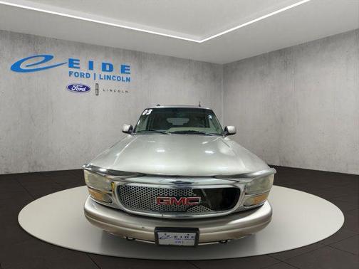 2003 GMC Yukon XL Denali