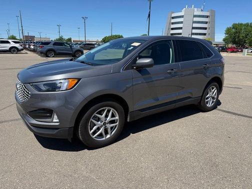 Gray Metallic 2024 Ford Edge SEL