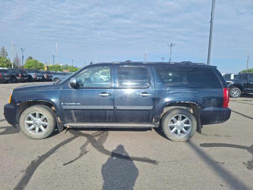 2007 GMC Yukon XL 1500 SLT