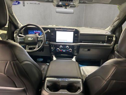 Oxford White 2025 Ford F-350 Lariat