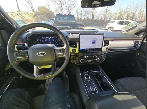 Oxford White 2024 Ford Expedition Timberline
