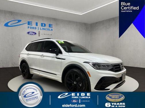 Opal White Pearl 2023 Volkswagen Tiguan 2.0T SE R-Line Black 4MOTION