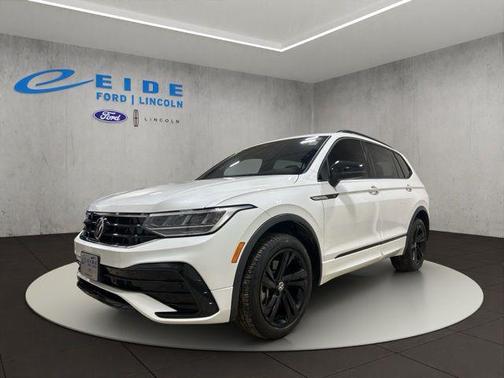 Opal White Pearl 2023 Volkswagen Tiguan 2.0T SE R-Line Black 4MOTION