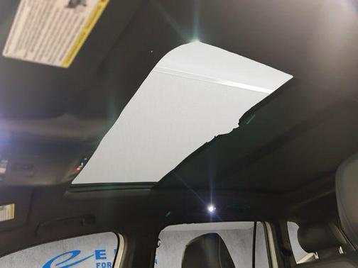 Opal White Pearl 2023 Volkswagen Tiguan 2.0T SE R-Line Black 4MOTION