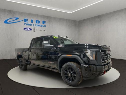 2025 GMC Sierra 2500 AT4