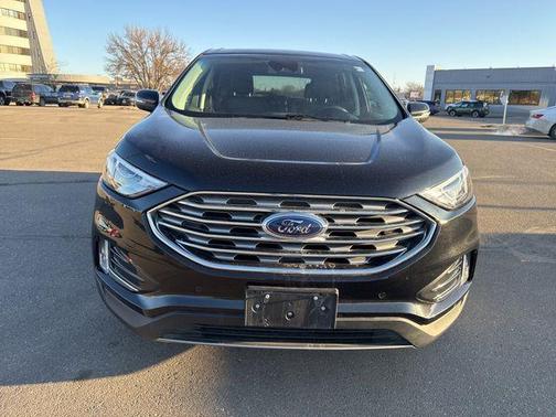 Agate Black Metallic 2023 Ford Edge Titanium