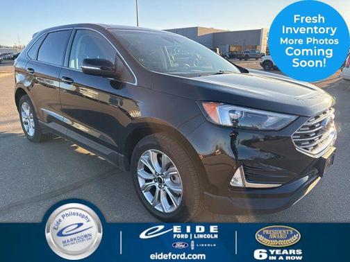 Agate Black Metallic 2023 Ford Edge Titanium