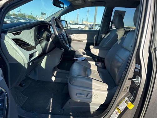 Predawn Gray Mica 2015 Toyota Sienna XLE Premium