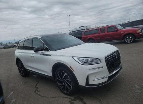 Pristine White Metallic Tri-Coat 2023 Lincoln Corsair Reserve