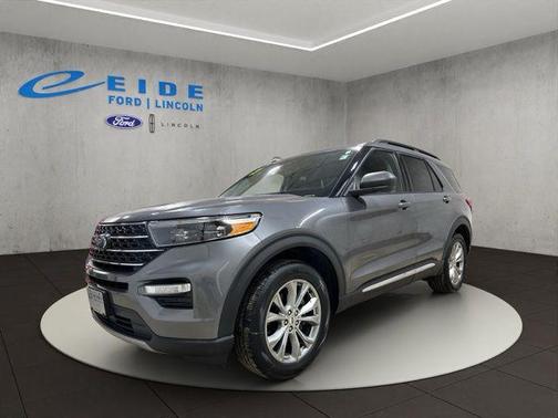 Carbonized Gray Metallic 2021 Ford Explorer XLT