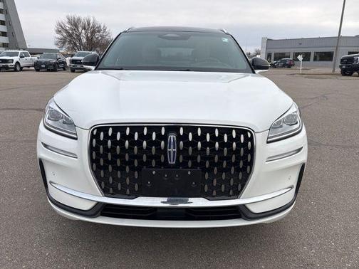 Pristine White Metallic Tri-Coat 2023 Lincoln Corsair Grand Touring