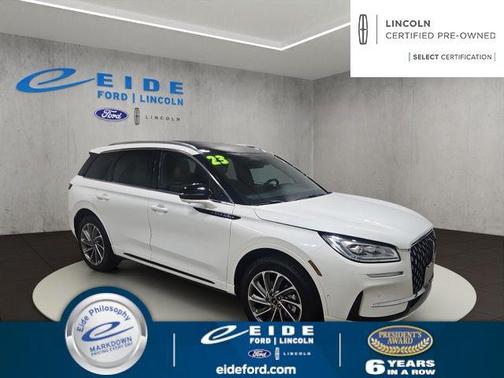 Pristine White Metallic Tri-Coat 2023 Lincoln Corsair Grand Touring